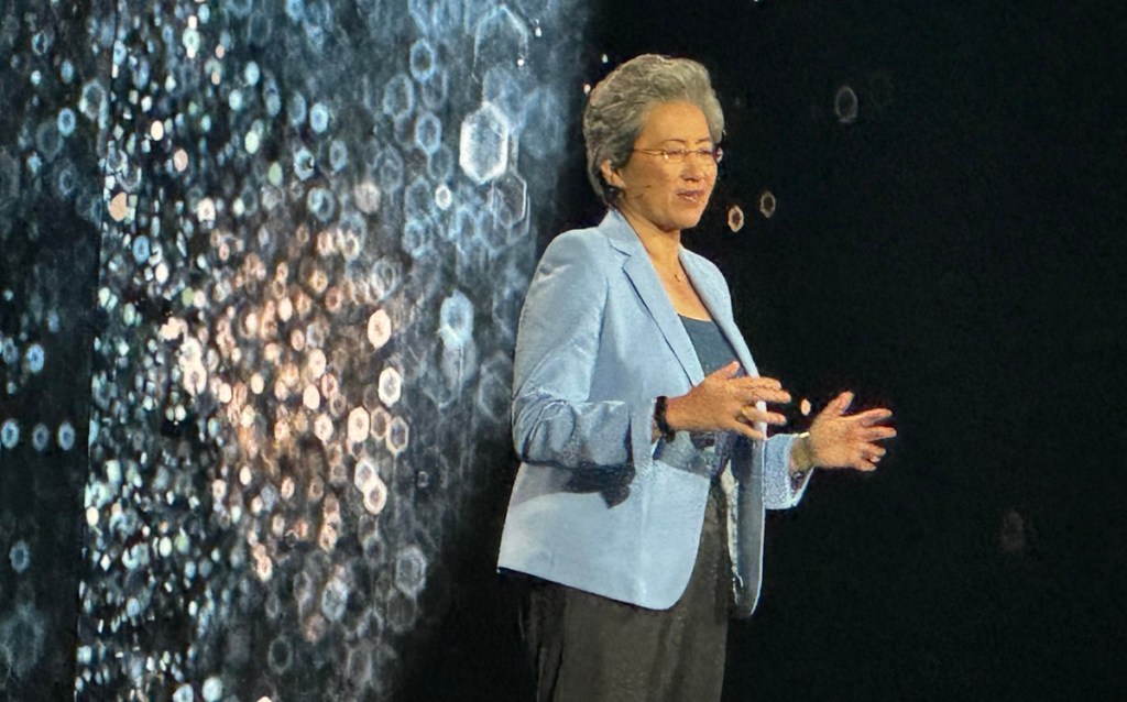 AMD reports record revenue but Q4 forecast disappoints