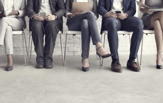 LinkedIn upgrades its Recruiter with an AI Hiring Assistant %
