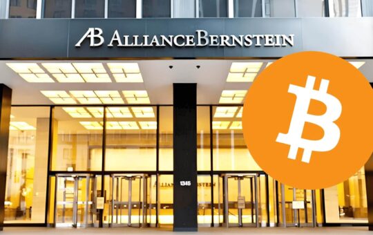 Bernstein Urges Investors to Buy Crypto as It Predicts $200k per Bitcoin in 2025