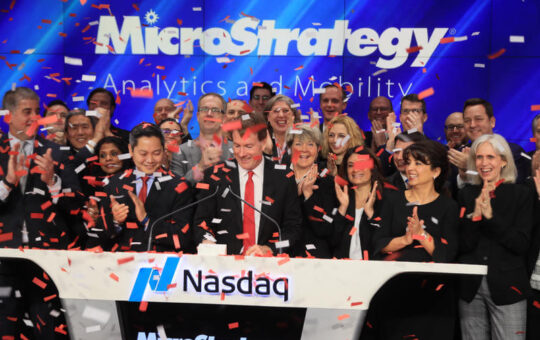 Nasdaq to Add MicroStrategy to the Nas100 Index