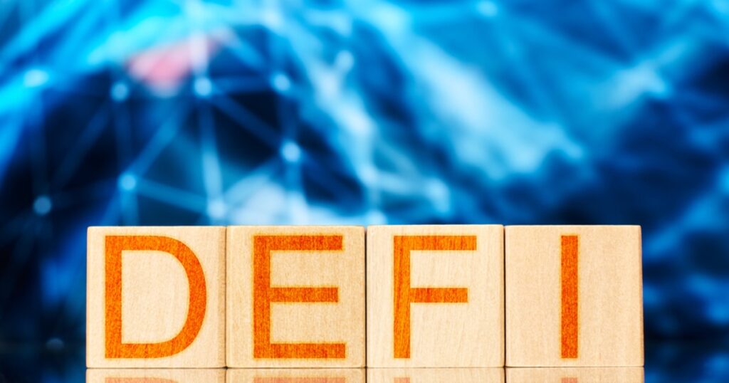 AAVE Price Prediction: Targeting $370-$400 Break Above $340 Resistance by August 31, 2025