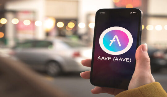 AAVE Price Prediction: $340 Target in 2 Weeks as DeFi Token Eyes Breakout