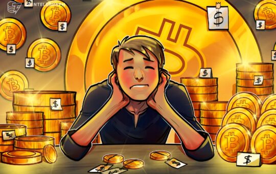 Bitcoin Long-Term Holders Offload 241,000 BTC as Bears Eye $95K