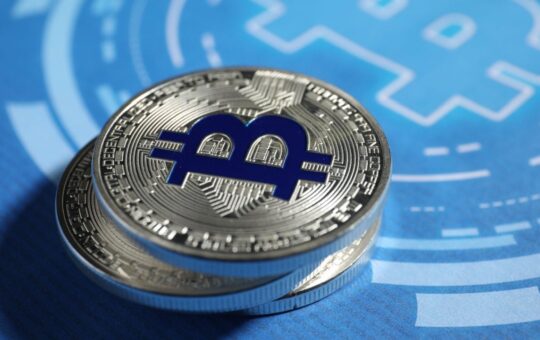Bitcoin and Ether ETFs Roar With $929 Million Combined Inflows
