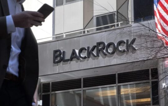 BlackRock's ETF IBIT surpasses Deribit as top Bitcoin options venue globally: Bloomberg