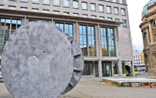 Boerse Stuttgart Launches Seturion, Pan‑European Blockchain Settlement Platform for Tokenized Assets