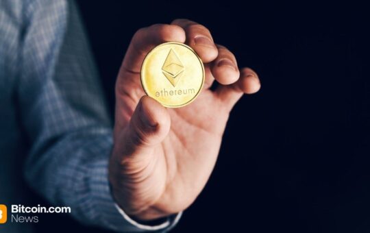 Crypto ETFs Rebound With $376 Million Combined for Bitcoin and Ether