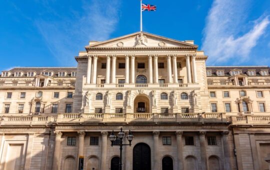 Crypto Industry Pushes Back Against Bank of England Stablecoin Ownership Caps