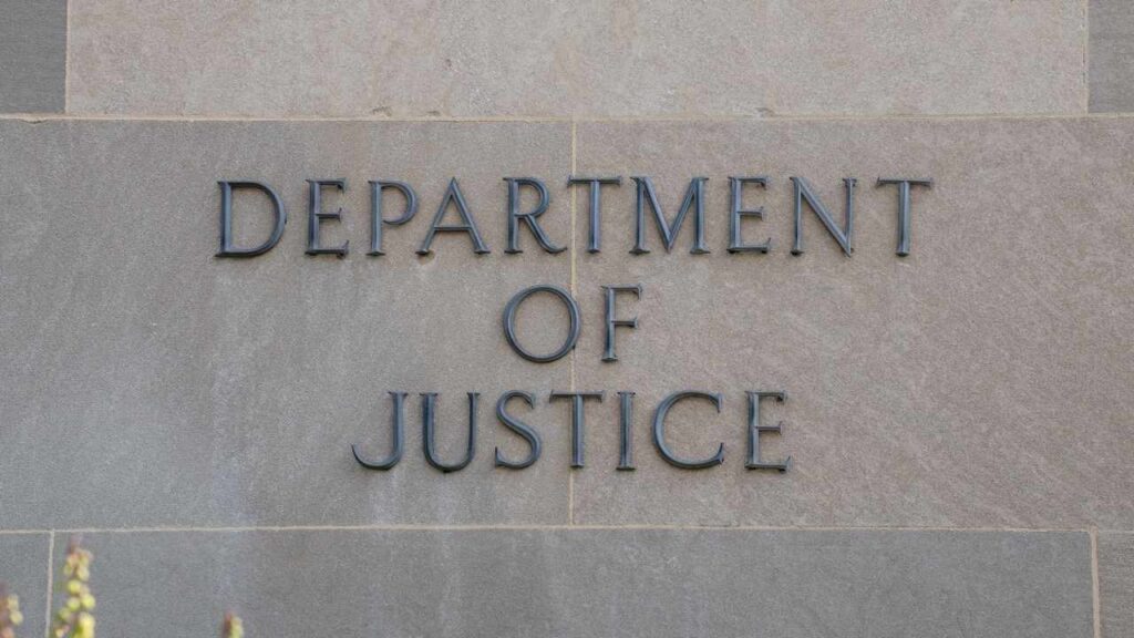 DOJ Seeks $5M in Bitcoin Tied to SIM Swapping and Casino Laundering Scheme
