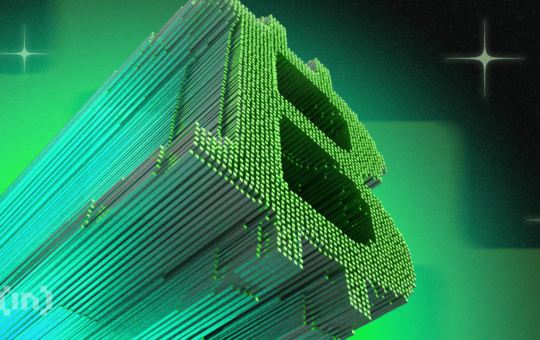 Gold Hits Record Highs: What Experts Say About Its Correlation with Bitcoin