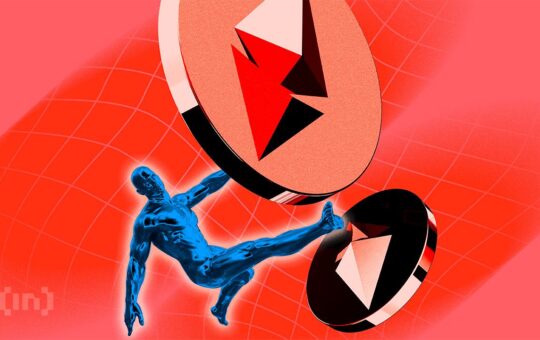 Why Ethereum Faces Pressure Despite Record On-Chain Profits