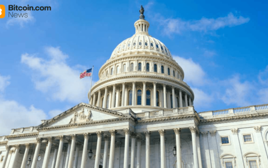 Analyst Predicts Massive Crypto ETF Flood Once Washington Breaks the Shutdown Deadlock