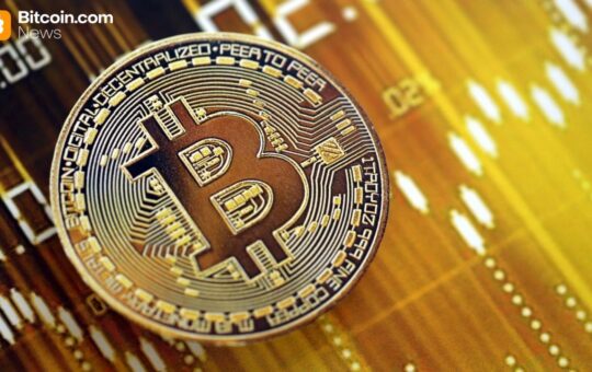 Bitcoin’s ‘Broadening Top’ Pattern Sparks 50% Decline Warning From Veteran Trader