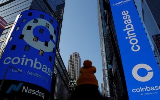 Coinbase joins Apollo to bring stablecoin credit to institutional markets