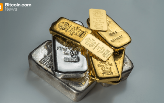 Gold’s Gilded Streak Nears Record Territory Amid Dollar’s Weakening Pulse