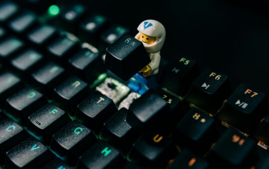 Google’s new AI agent rewrites code to automate vulnerability fixes