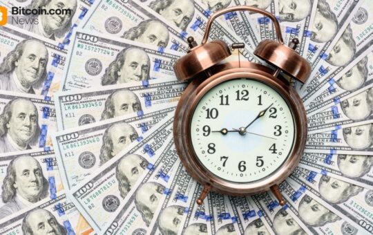 US Debt Surpasses $38T: Analyst Claims America Is ‘Going Broke’