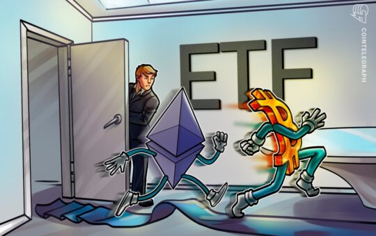 Bitcoin, Ether ETF Outflows Deepen as SOL Inflows Surge Amid Macro Jitters