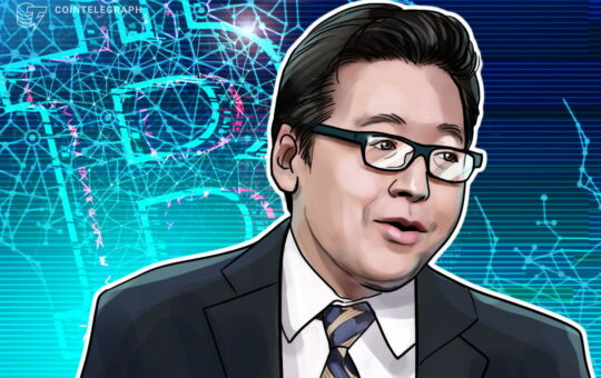 Bitcoin May Not Reach $250K By Year-End After All, Suggests Tom Lee