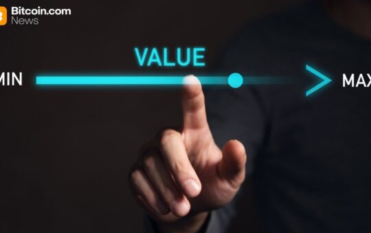 Bitwise CIO Spotlights XRP, ETH, UNI With Designs Getting Better at Value Capture