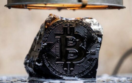 BlackRock's IBIT sells $355M in Bitcoin