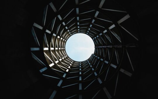 Data silos are holding back enterprise AI
