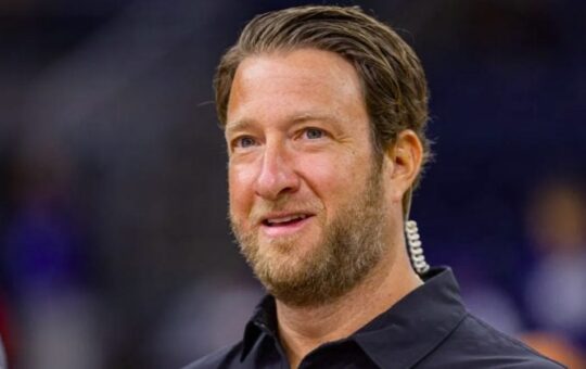 Millionaire Dave Portnoy grabs $1 million in XRP after missing god candle