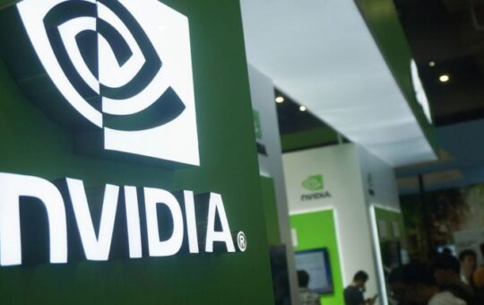 Nvidia stock falls 5%, losing $800 billion since Monday