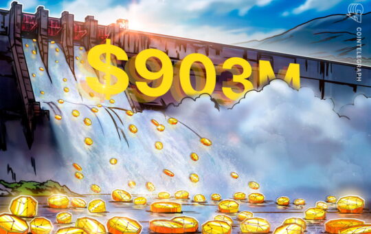 US Bitcoin ETFs See Record November Outflows After $903M Hit