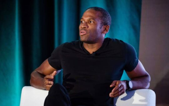 Arthur Hayes Dumps ETH for $6M in Pendle, Lido, and Emerging DeFi Tokens