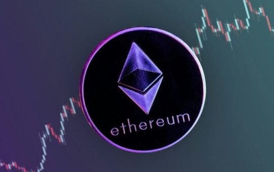 Arthur Hayes sells more ETH and invests in DeFi tokens