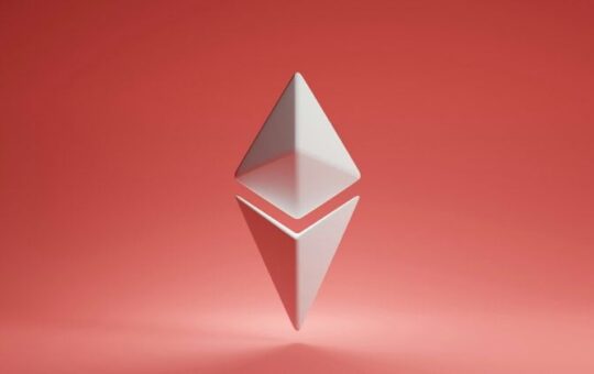 Bitcoin OG expands Ethereum long position to $392.5M on Hyperliquid