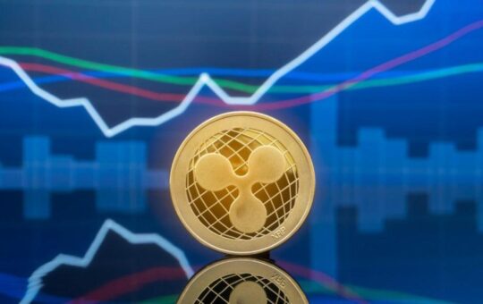 XRP price crypto analyst