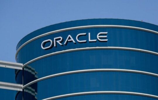 Oracle stock plummets 14%, wiping off $105 billion in market value