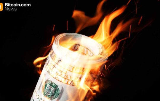 Peter Schiff Warns Dollar Is Near Dangerous Breaking Point as Safe-Haven Trust Cracks