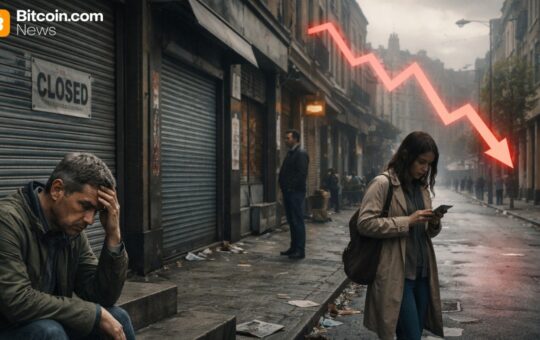 Robert Kiyosaki Warns Hyperinflation Will Crush the Unprepared While Bitcoin Emerges as Core Defense