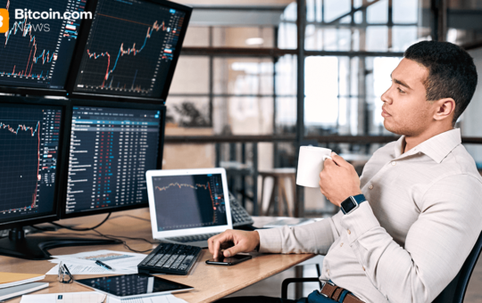 Under $90K—Bitcoin’s Short-Term Bounce Faces Heavy Technical Headwinds