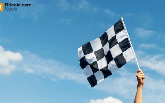 Bitcoin Leads Broad ETF Rally With $697 Million Inflow