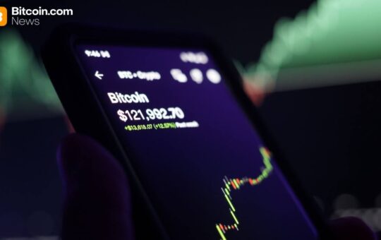 Bitcoin Reclaims $90,000 as ‘Hedging Shackles’ Fall After $1.8B Options Expiry