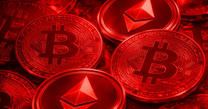 Bitcoin plunges below $92K as liquidations top $490M