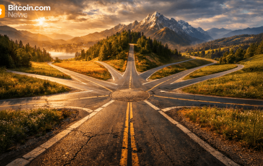 Can Bitcoin Reclaim $100K by the End of January? 8 AI Chatbots Offer Starkly Different Predictions