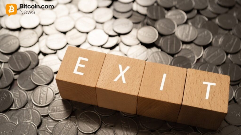 Red Day for ETFs as Bitcoin Leads Over $1 Billion Marketwide Exodus