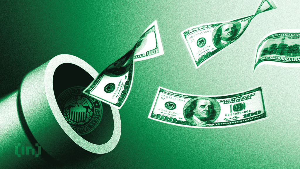 What Analysts Say as Bitcoin Decouples From Global M2 in 2026