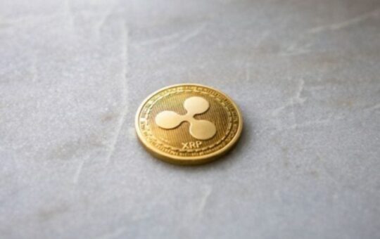 XRP crosses $2.2 after surging 18% over the past week