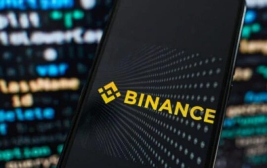 Binance completes second batch of Bitcoin conversion, acquires $100M in BTC