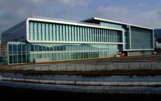 Insurance giant AIG deploys agentic AI with orchestration layer