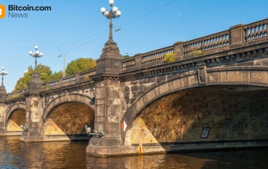 Lombard Launches Bitcoin Smart Accounts Linking Custody to DeFi