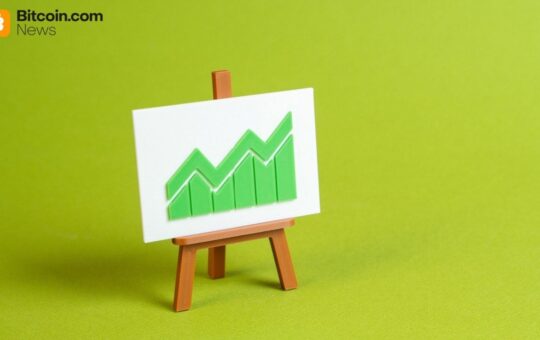 Mixed Start for ETFs as Ether Gains $49 Million While Bitcoin Sheds $105 Million