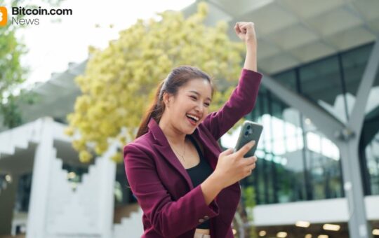 Crypto ETFs Extend Inflow Streaks as Bitcoin Adds $115 Million and Ether Adds $57 Million