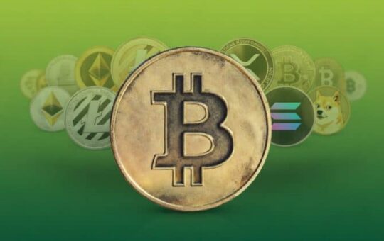 Crypto funds snap five-week outflow streak, drawing $1B amid Bitcoin whale accumulation